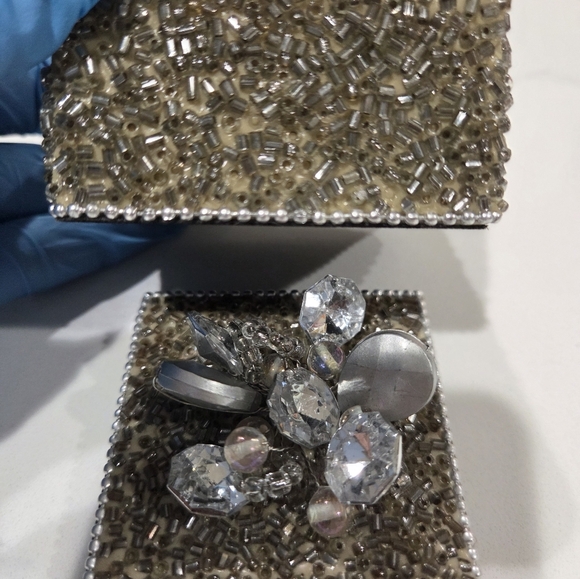 Beaded Jewelry Box with Gem Accents VINTAGE. - Picture 6 of 13